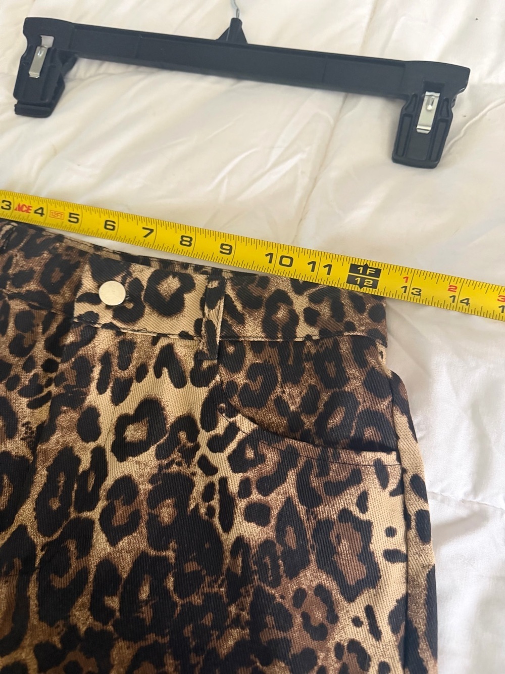 Leopard Print Wide-Leg Pants in Beige Black - Picture 5 of 8